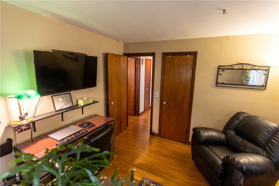 88 Colebourne Road Rochester, NY 14609 - Photo 21 of 49