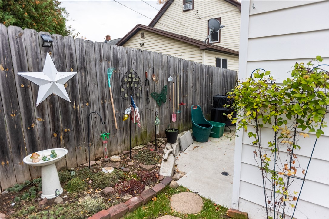 88 Colebourne Road Rochester, NY 14609 - Photo 48 of 49