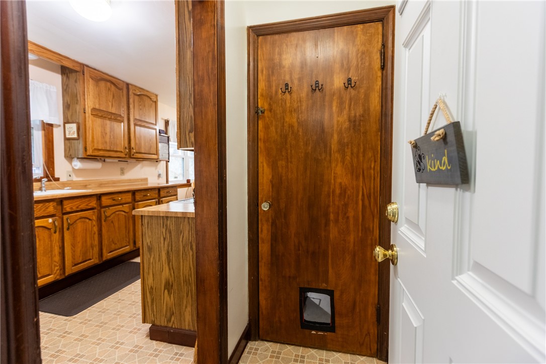 88 Colebourne Road Rochester, NY 14609 - Photo 10 of 49