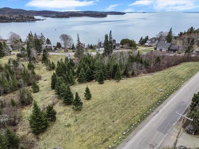 $850,000 | M17-l15 Battle Avenue, Castine, ME 04421