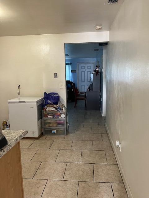 511 Silver Beach Road West Palm Beach, FL 33403 - Photo 6 of 25 Kitchen