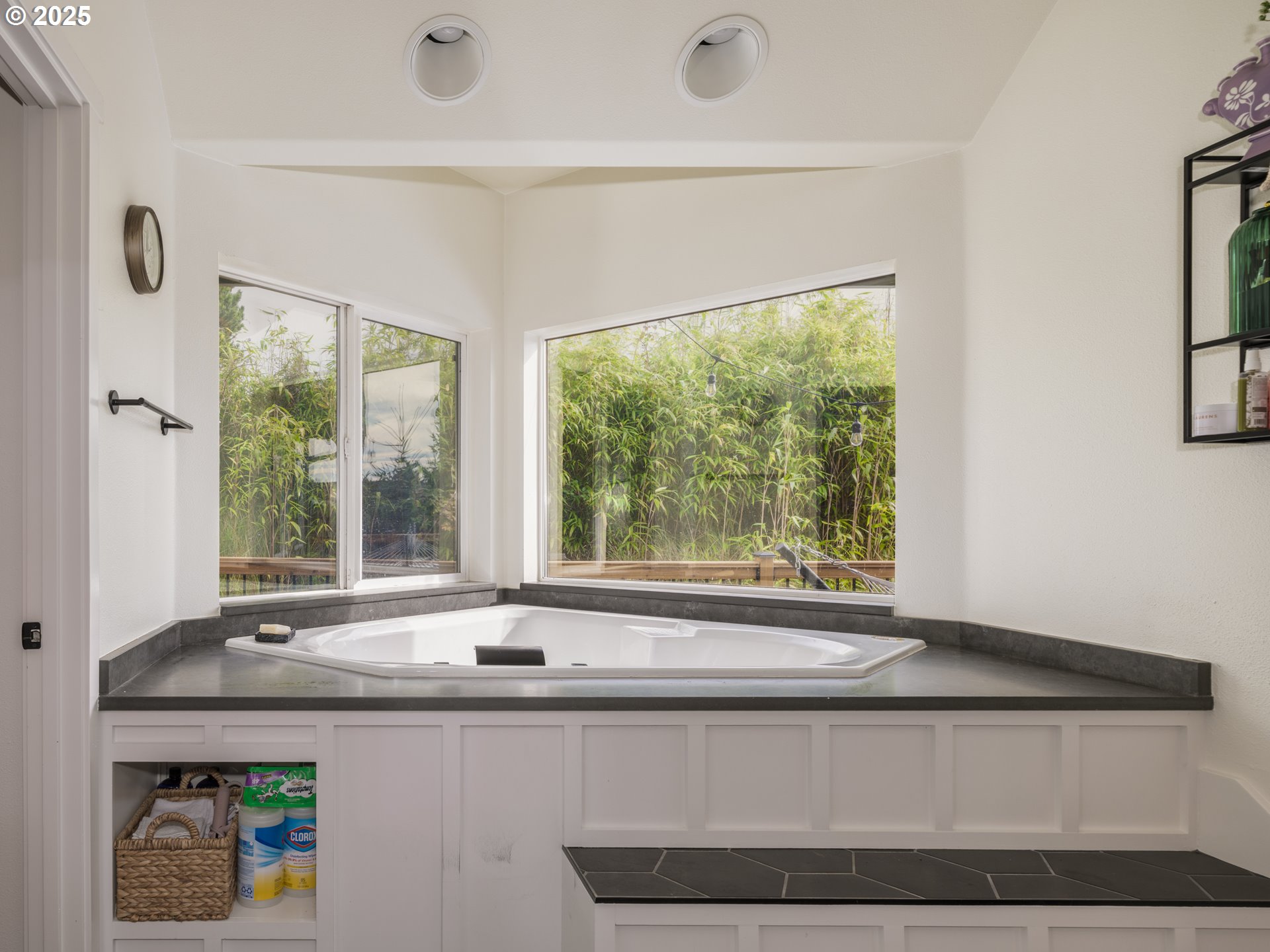 33340 Sunset Beach Road Warrenton, OR 97146 - Photo 23 of 48 a view of a bath tub sitting in a room