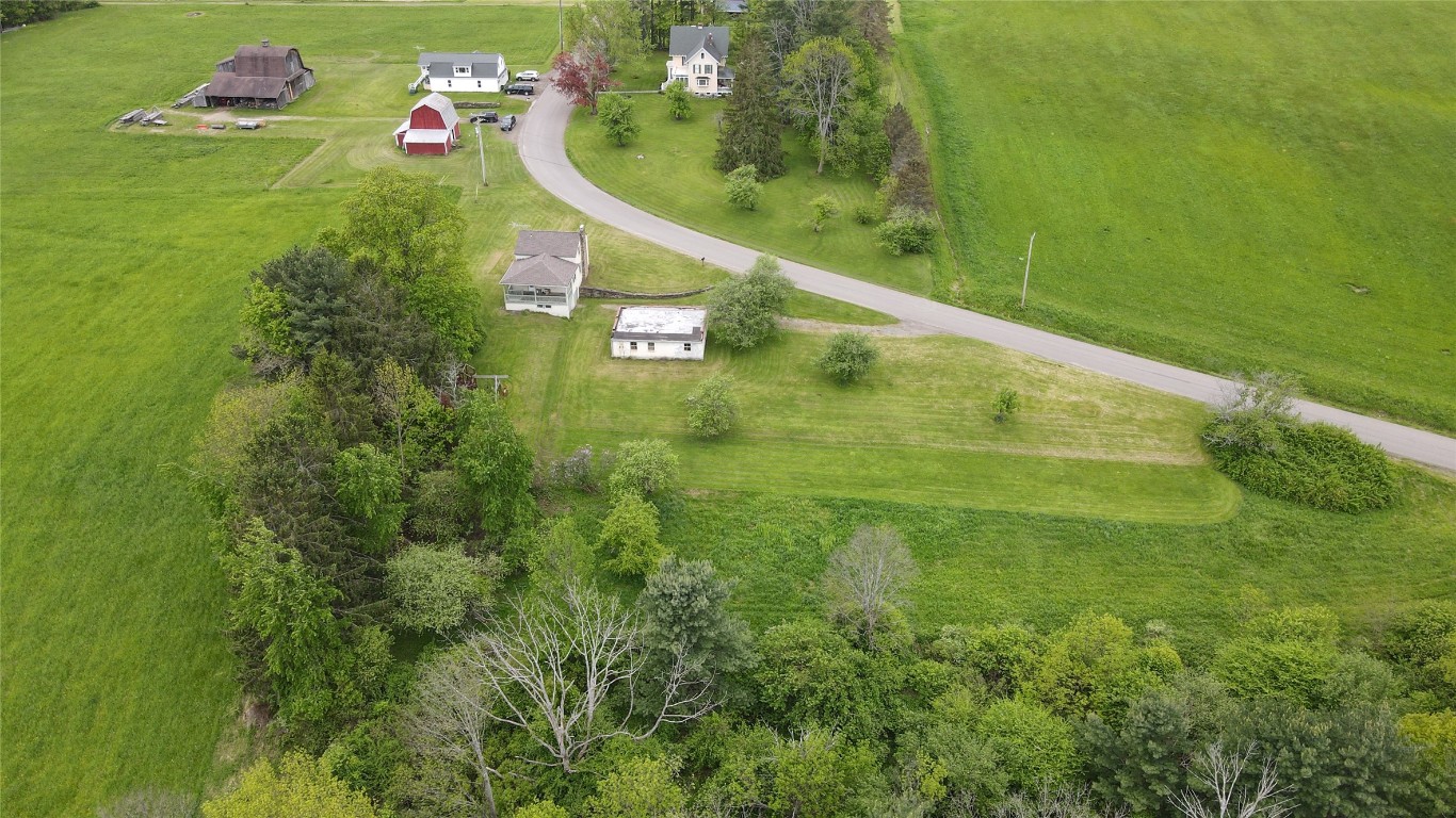 220 Joyner Road Whitney Point, NY 13862 - Photo 11 of 41 Gallery Image 11