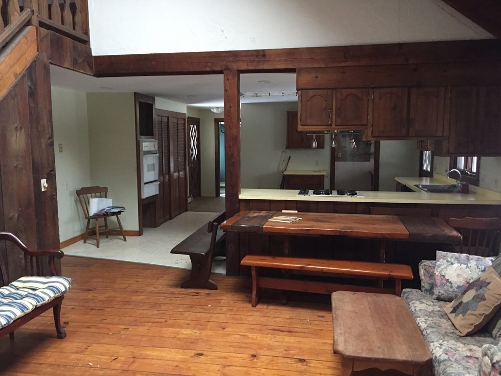 88 Goss Hill Road Huntington, MA 01050 - Photo 6 of 34
