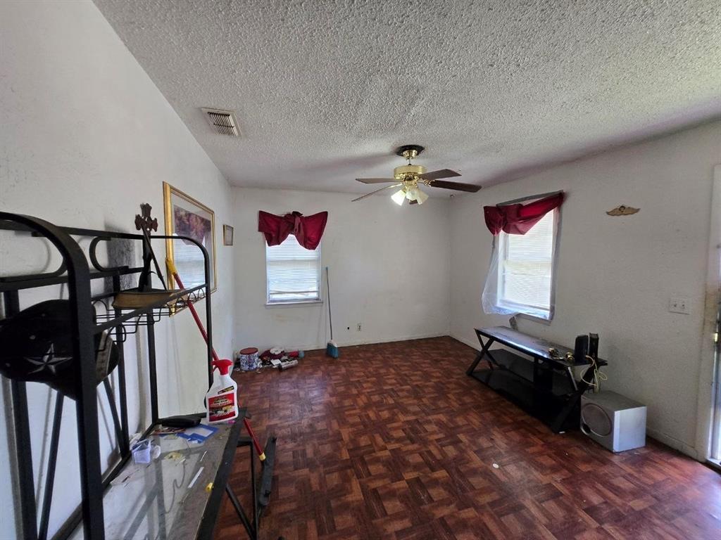 1607 Covington Street Wichita Falls, TX 76306 - Photo 4 of 11