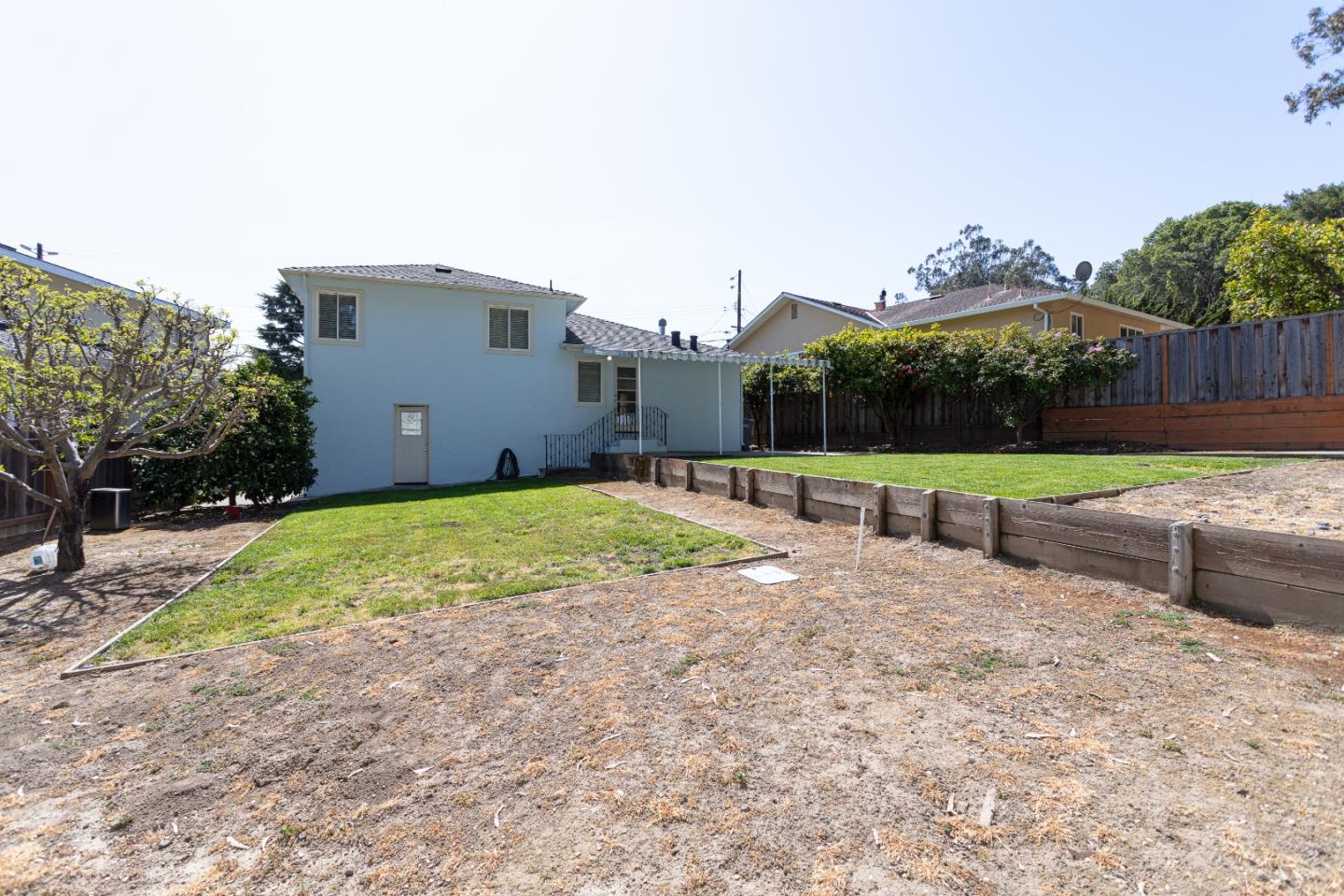 20 Fairview Place Millbrae, CA 94030 - Photo 21 of 21 a view of a backyard