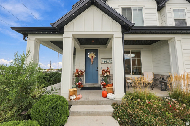 754 West 400 North Mapleton, UT 84664 - Photo 2 of 86 Welcome home! Beautiful covered front porch, with manicured landscaping.