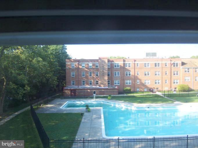 2220 Washington Avenue, Unit W302 Silver Spring, MD 20910 - Photo 11 of 12 Fabulous community pool