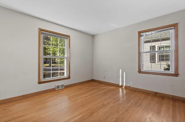 $489,900 | 4918 North Berkeley Boulevard, Whitefish Bay, WI 53217