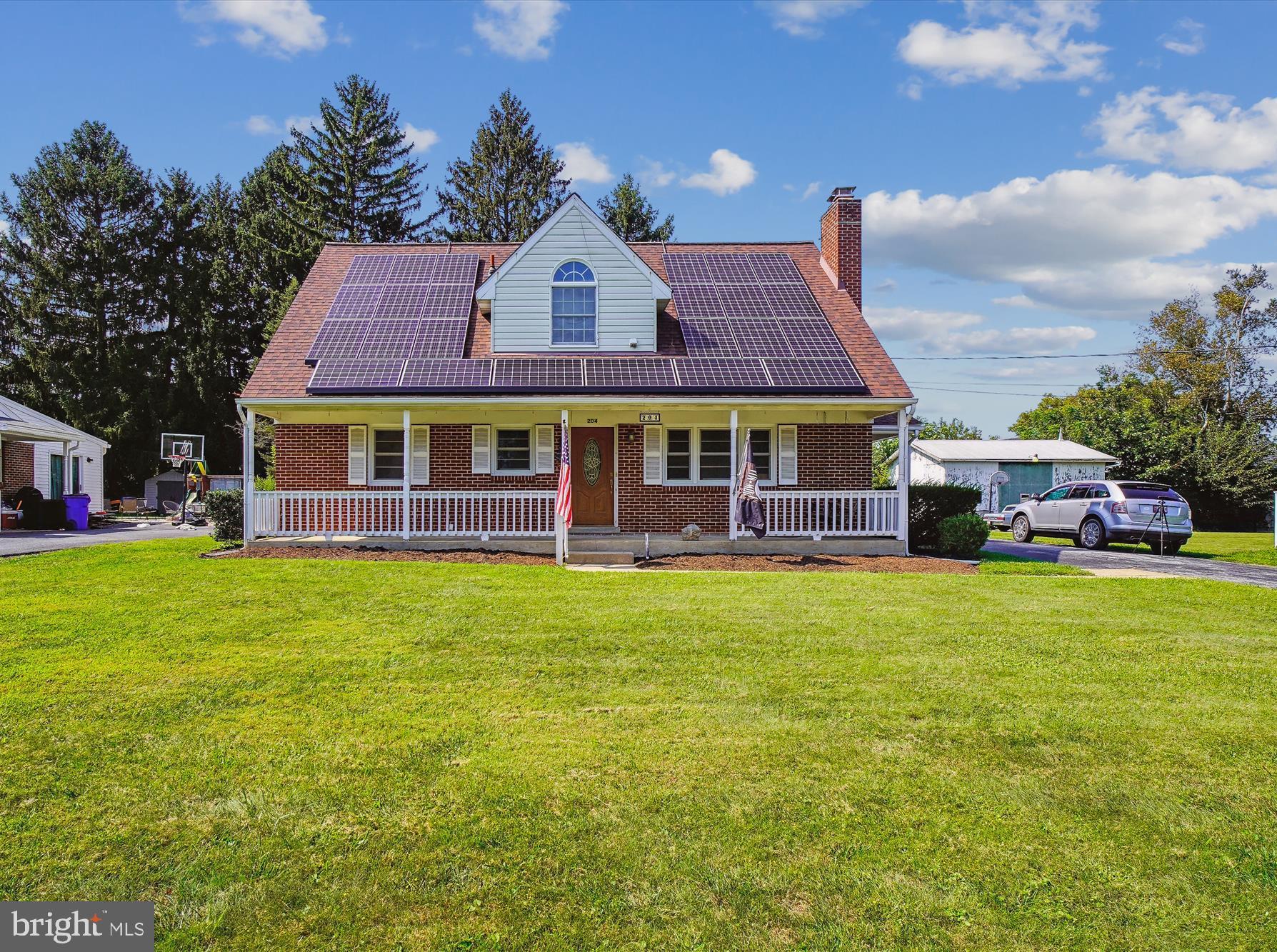 204 Maple Avenue Mount Airy, MD 21771 - Photo 1 of 44 Charming Cap Cod