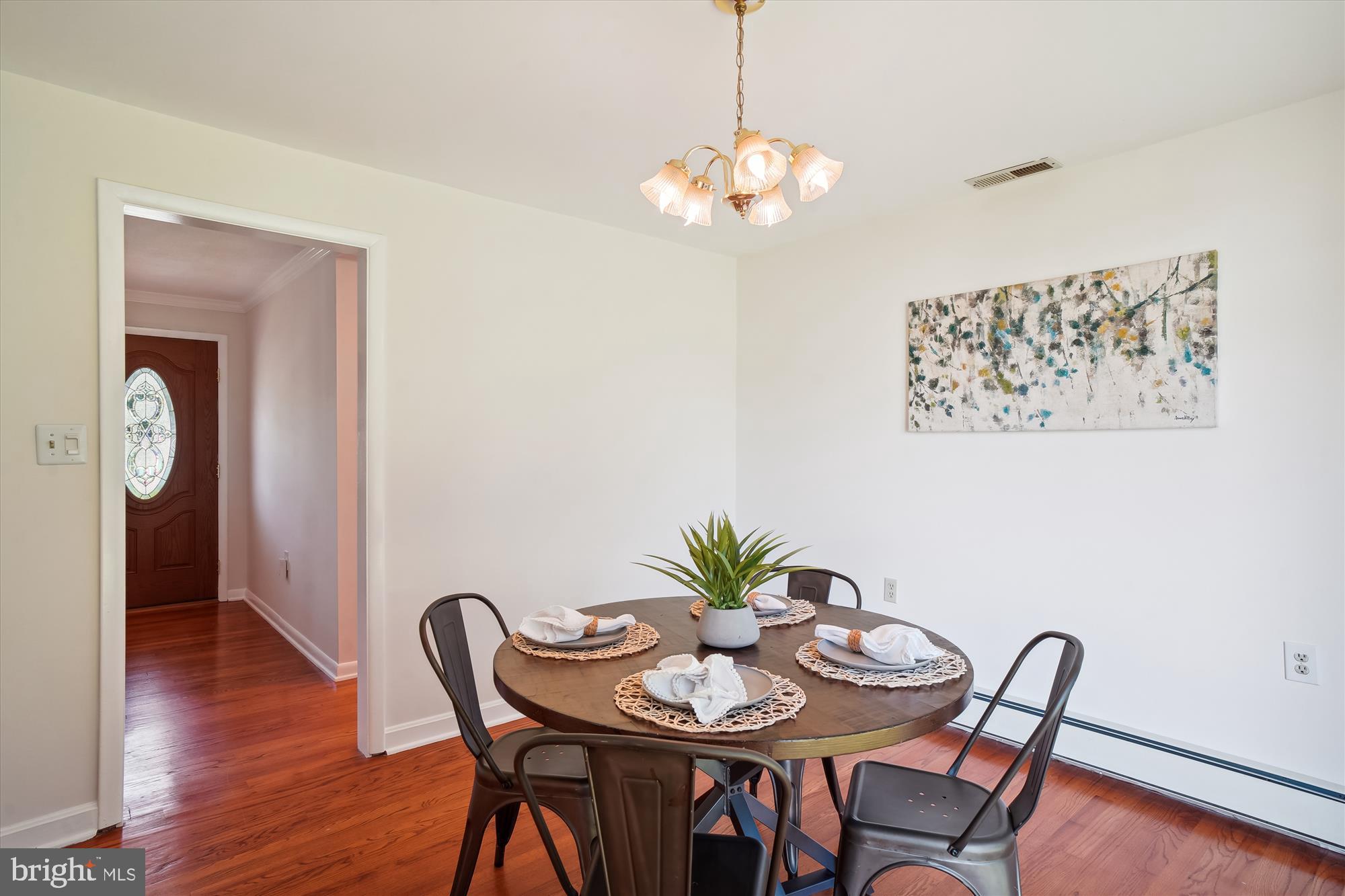 204 Maple Avenue Mount Airy, MD 21771 - Photo 11 of 44 Dining room