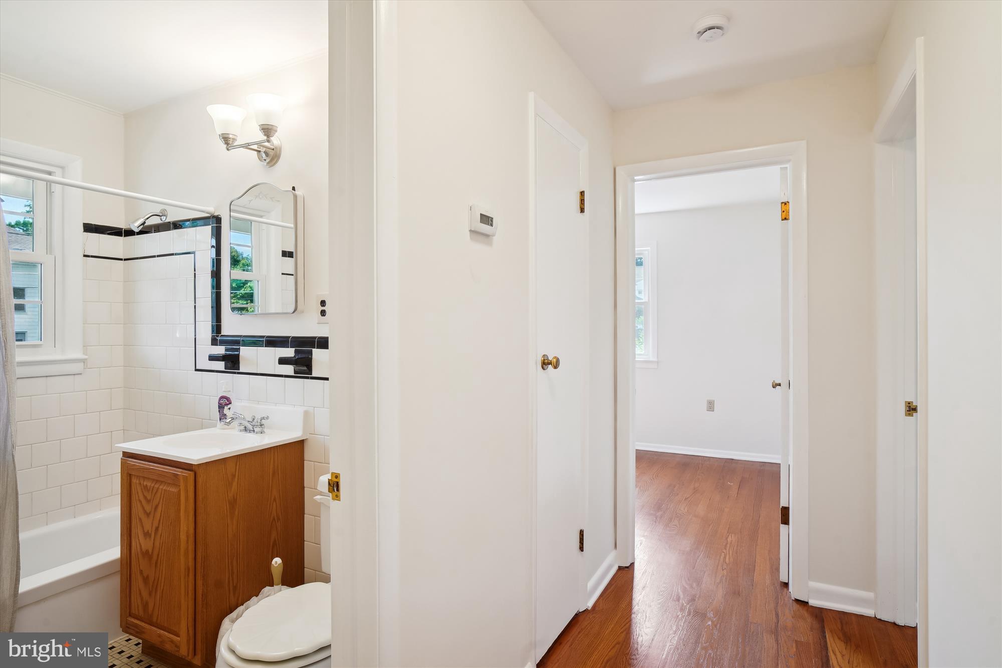 204 Maple Avenue Mount Airy, MD 21771 - Photo 18 of 44 Main level hallway