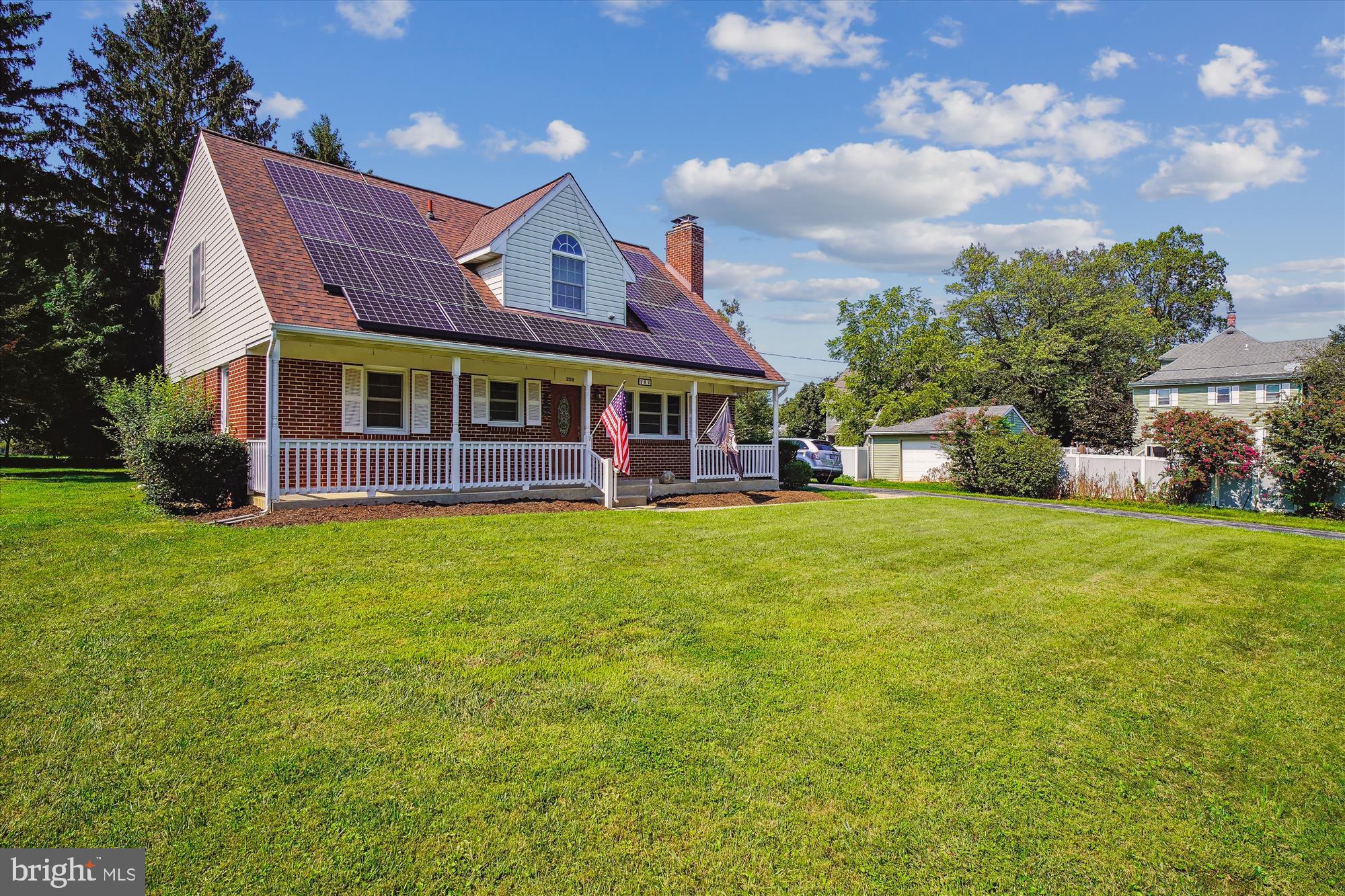 204 Maple Avenue Mount Airy, MD 21771 - Photo 2 of 44