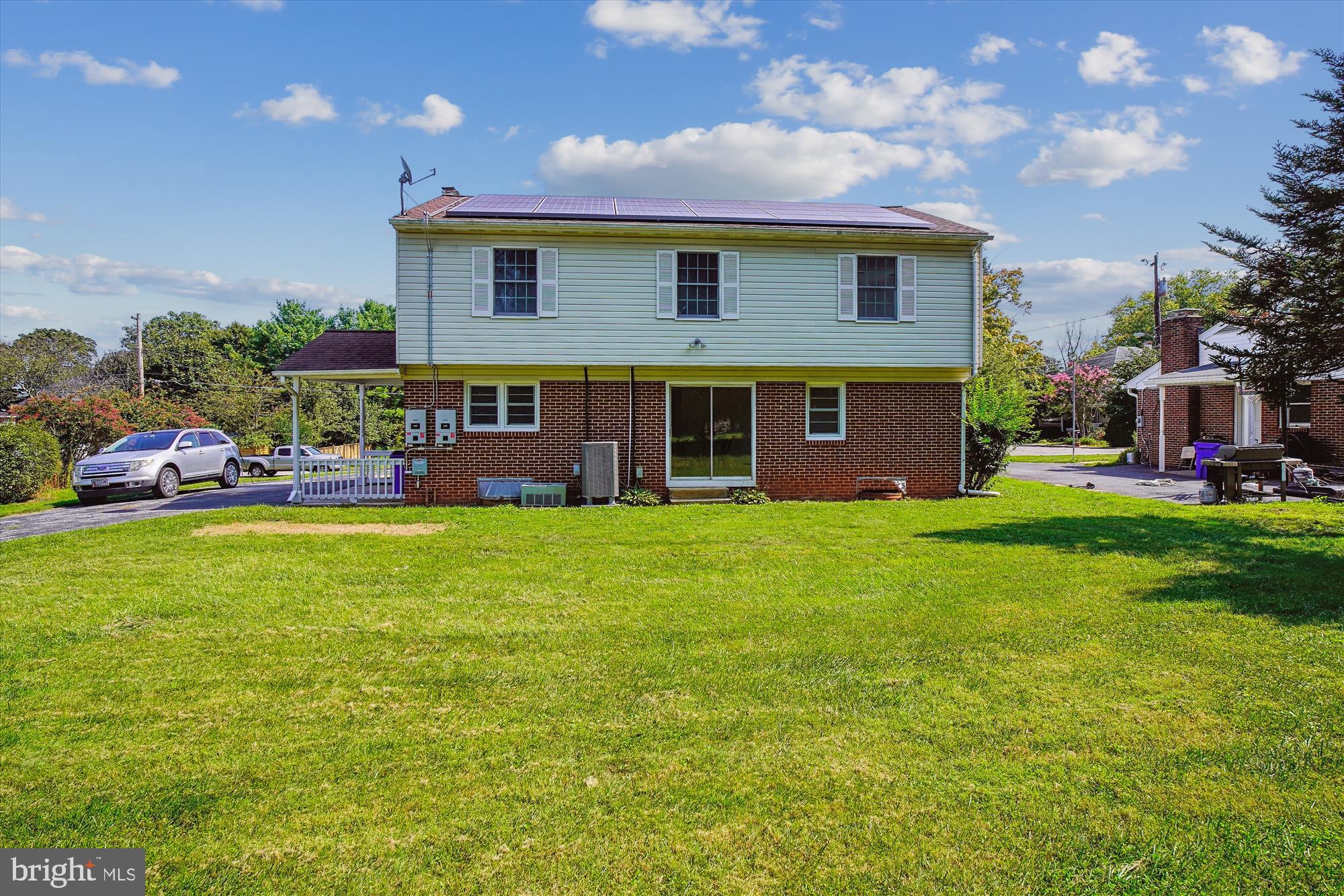 204 Maple Avenue Mount Airy, MD 21771 - Photo 4 of 44