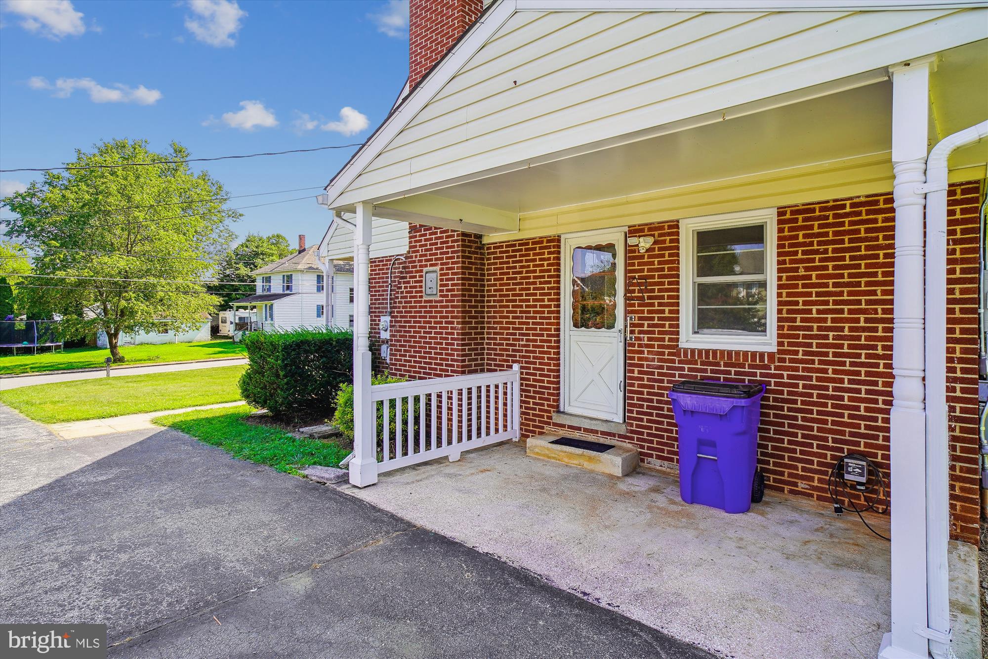 204 Maple Avenue Mount Airy, MD 21771 - Photo 6 of 44 Side entrance