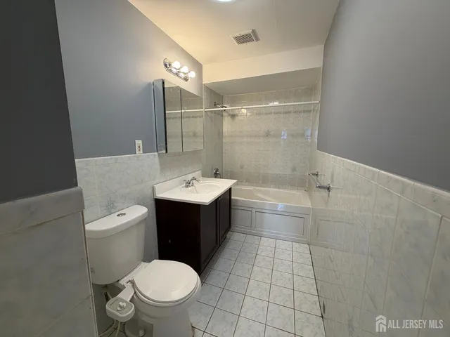 $3,700 | 36 Ash Street, Carteret, NJ 07008