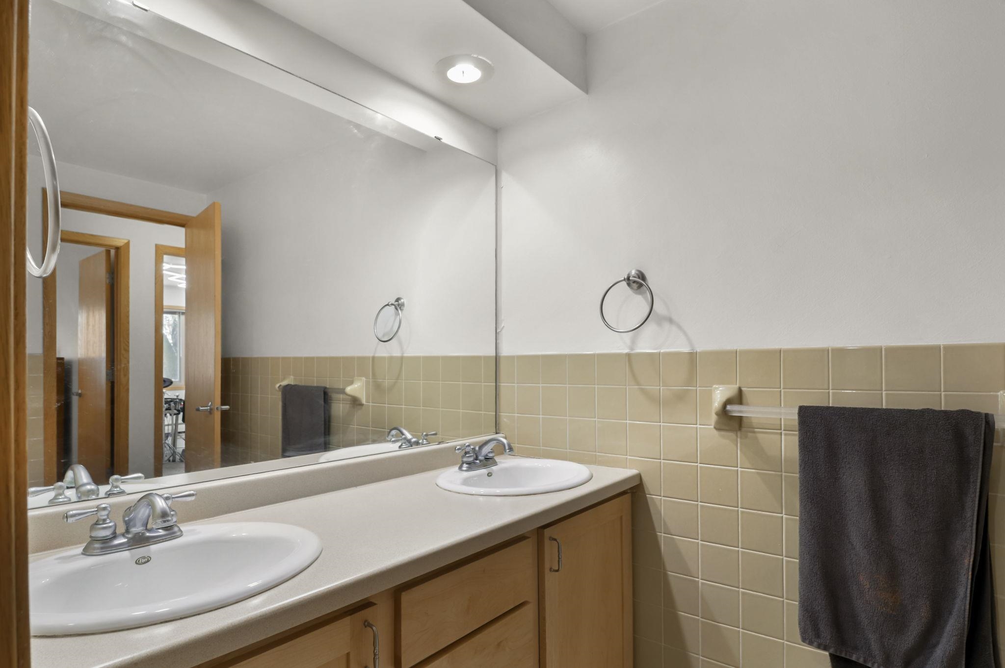 50 Whitcomb Circle, Unit 5 Madison, WI 53711 - Photo 19 of 35