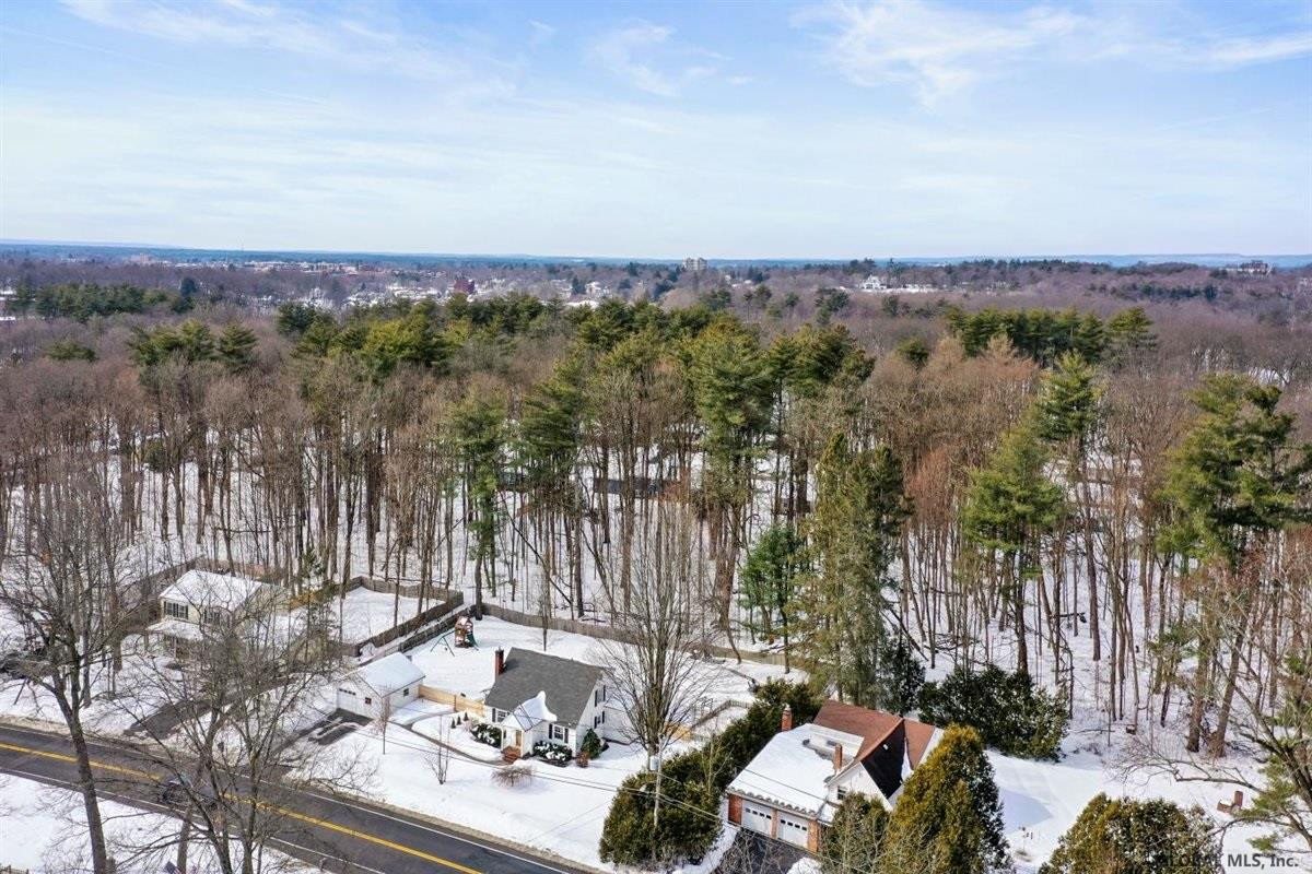 6 Gick Road Saratoga Springs, NY 12866 - Photo 32 of 39 Photo 32