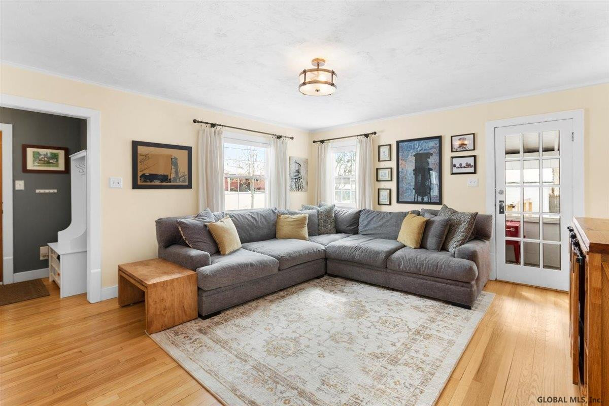 6 Gick Road Saratoga Springs, NY 12866 - Photo 4 of 39 Photo 4