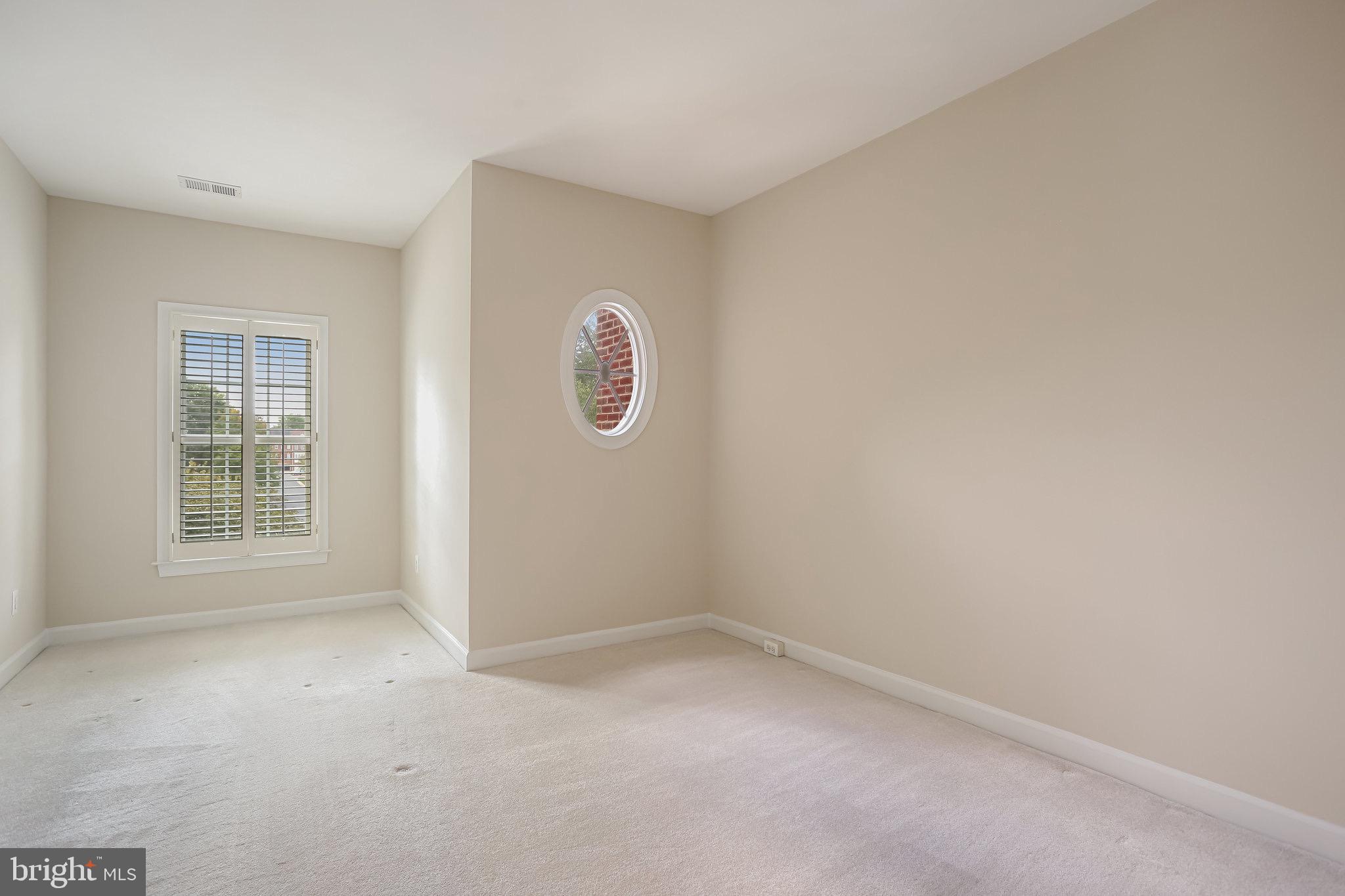 18546 Perdido Bay Terrace Leesburg, VA 20176 - Photo 25 of 57 Spacious Second Bedroom