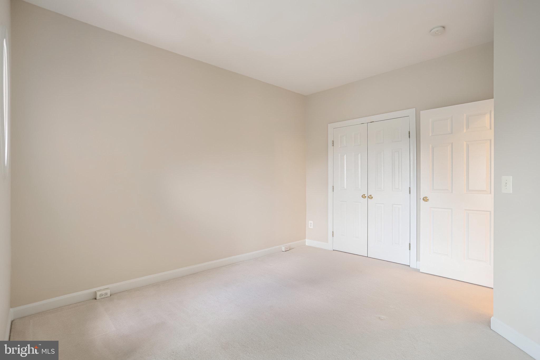 18546 Perdido Bay Terrace Leesburg, VA 20176 - Photo 27 of 57 a view of an empty room