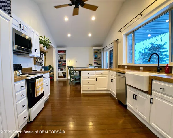 $759,000 | 3221 Peacock Flats, Tetonia, ID 83452