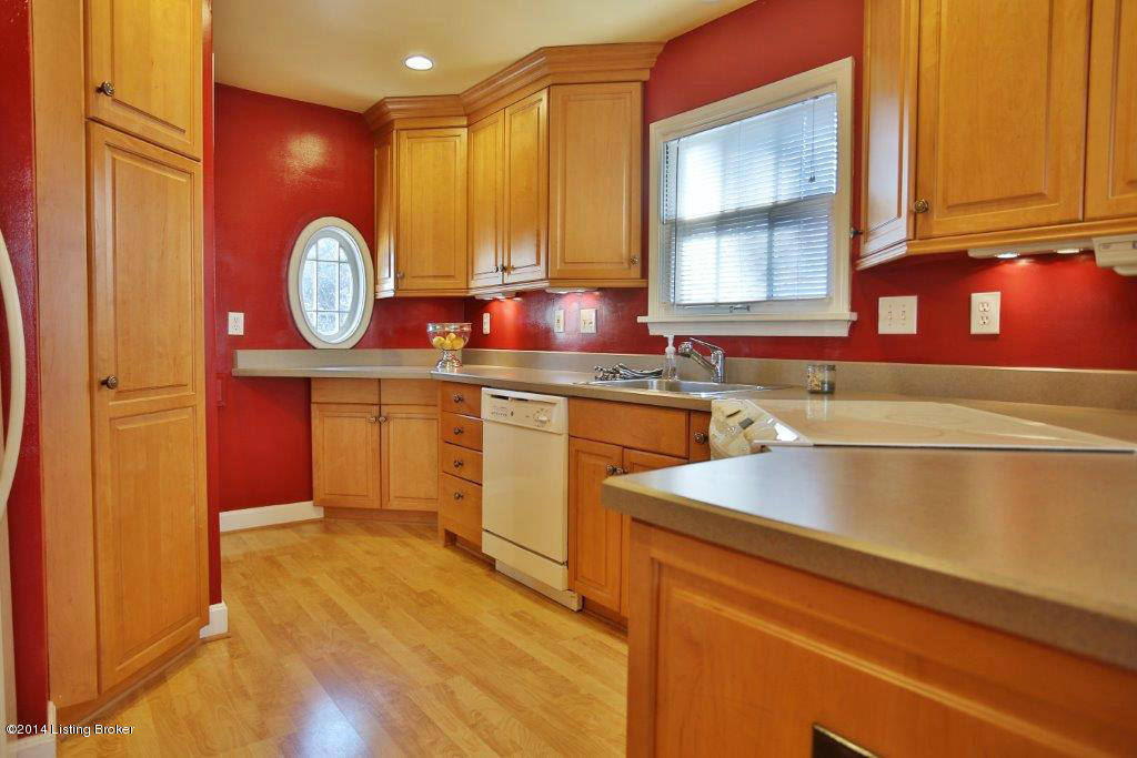 613 Upland Road Louisville, KY 40206 - Photo 9 of 40 Kitchen