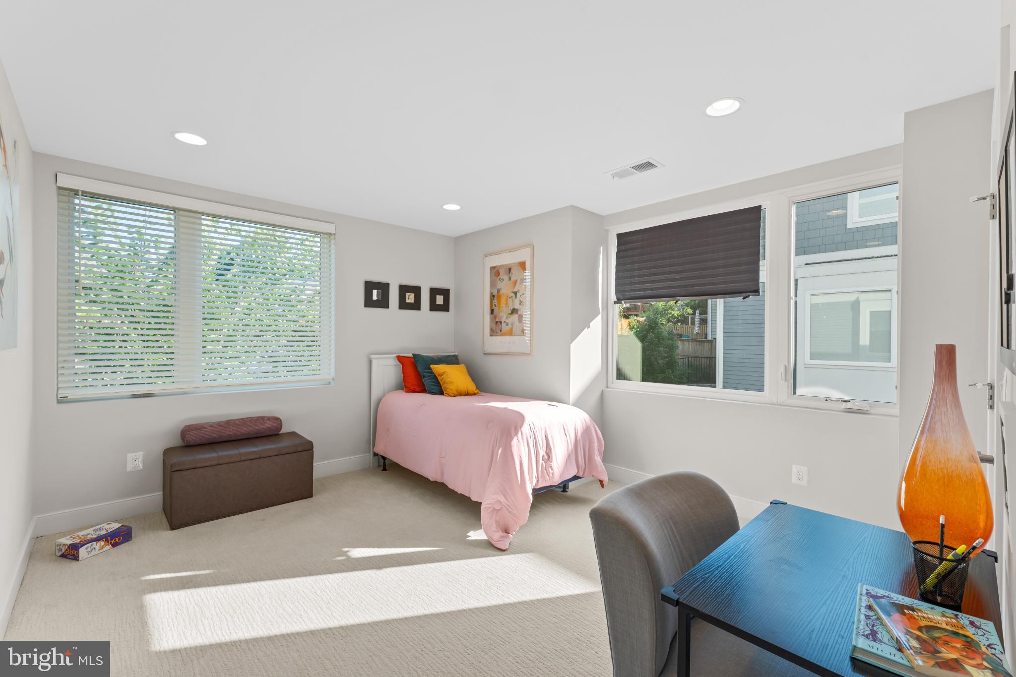 2823 24th Road South Arlington, VA 22206 - Photo 22 of 51 Bright and airy bedroom with natural light.