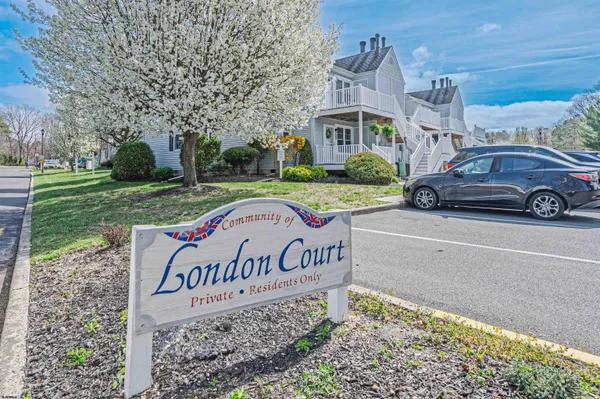$239,900 | 307 London Court, Unit 307, Egg Harbor Township, NJ 08234