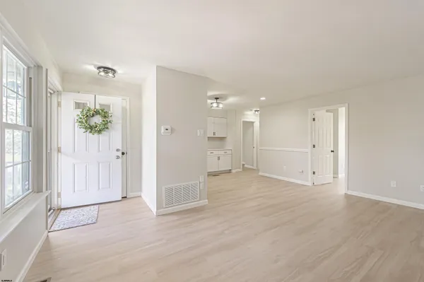 $239,900 | 307 London Court, Unit 307, Egg Harbor Township, NJ 08234