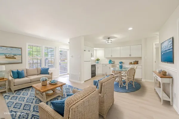 $239,900 | 307 London Court, Unit 307, Egg Harbor Township, NJ 08234