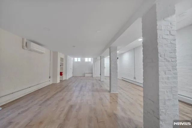 $1,600 | 13 2nd Avenue, Unit B, Newark, NJ 07104