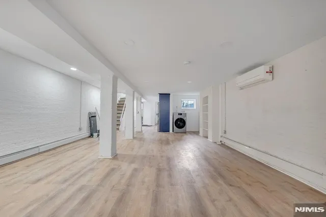 $1,600 | 13 2nd Avenue, Unit B, Newark, NJ 07104