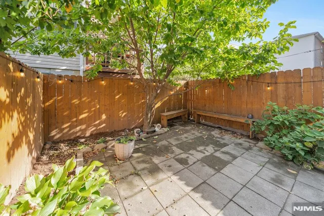 $1,600 | 13 2nd Avenue, Unit B, Newark, NJ 07104