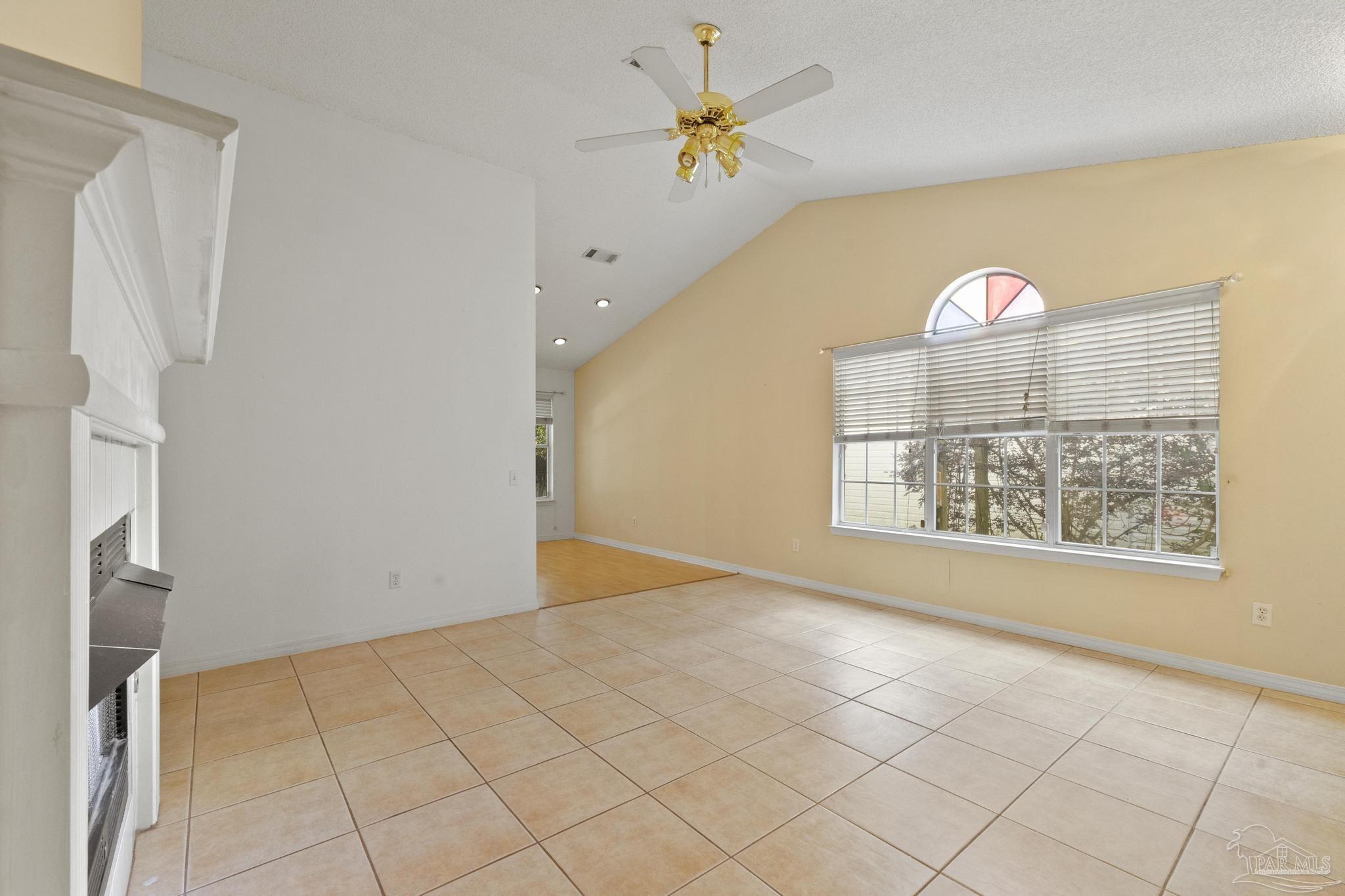 1342 Sunrunner Road Pensacola, FL 32504 - Photo 8 of 34 Gallery Image 8