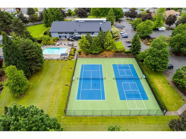 $264,900 | 14945 Northeast Sacramento Street, Unit 34, Portland, OR 97230