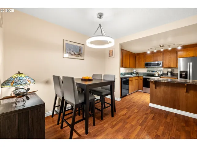 $264,900 | 14945 Northeast Sacramento Street, Unit 34, Portland, OR 97230