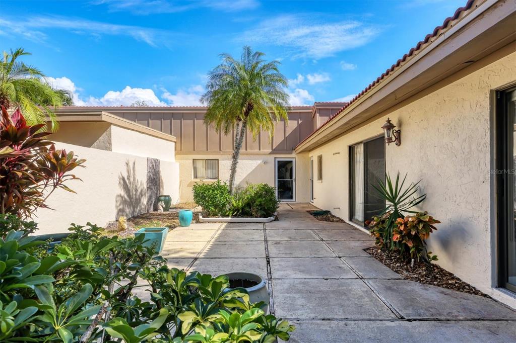 6412 Sun Eagle Lane Bradenton, FL 34210 - Photo 14 of 52