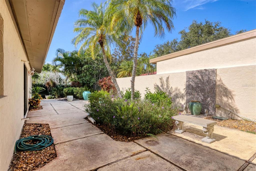 6412 Sun Eagle Lane Bradenton, FL 34210 - Photo 41 of 52