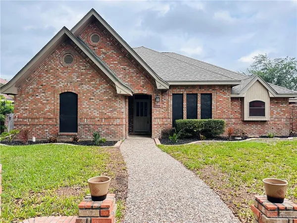 $389,900 | 308 Kiwi Avenue, McAllen, TX 78504