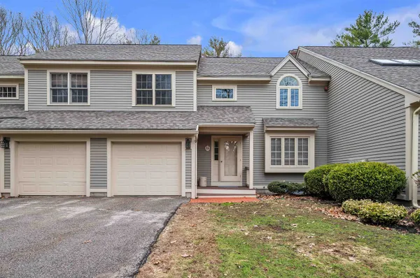 $725,000 | 56 Peninsula Drive, Stratham, NH 03885