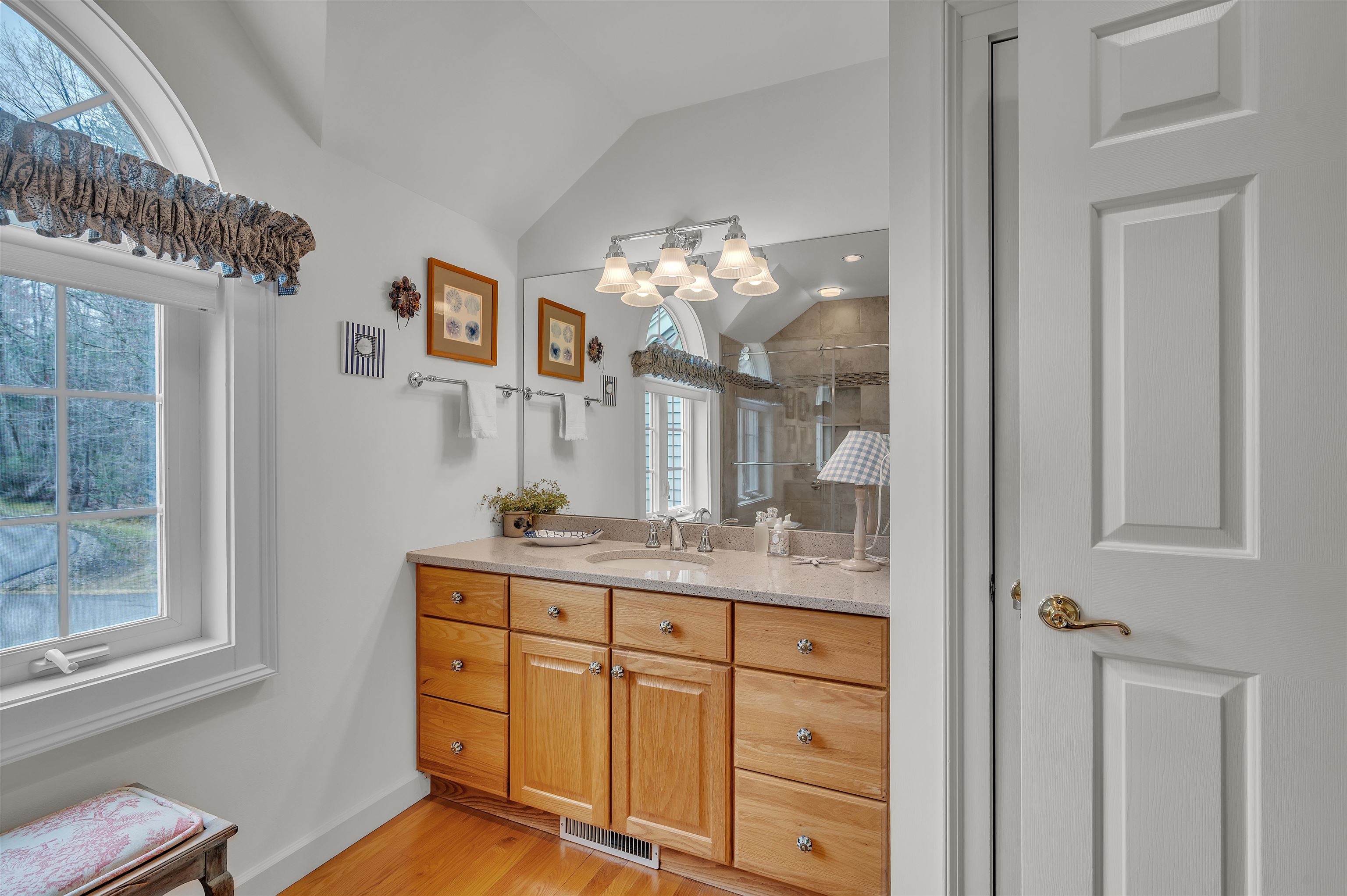 56 Peninsula Drive Stratham, NH 03885 - Photo 24 of 37