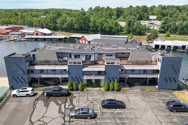 $669,000 | 1152 Weirs Boulevard, Unit 7, Laconia, NH 03246