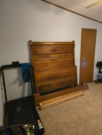 $74,900 | 5518 White Pine Lane, Roscoe, IL 61073