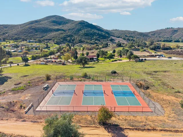 $4,250,000 | 26086 Bear Valley Heights Road, Valley Center, CA 92082