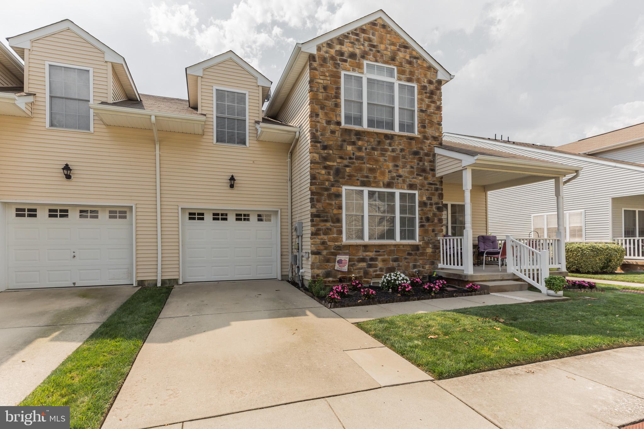 27 Charles Circle Riverside, NJ 08075 - Photo 2 of 31