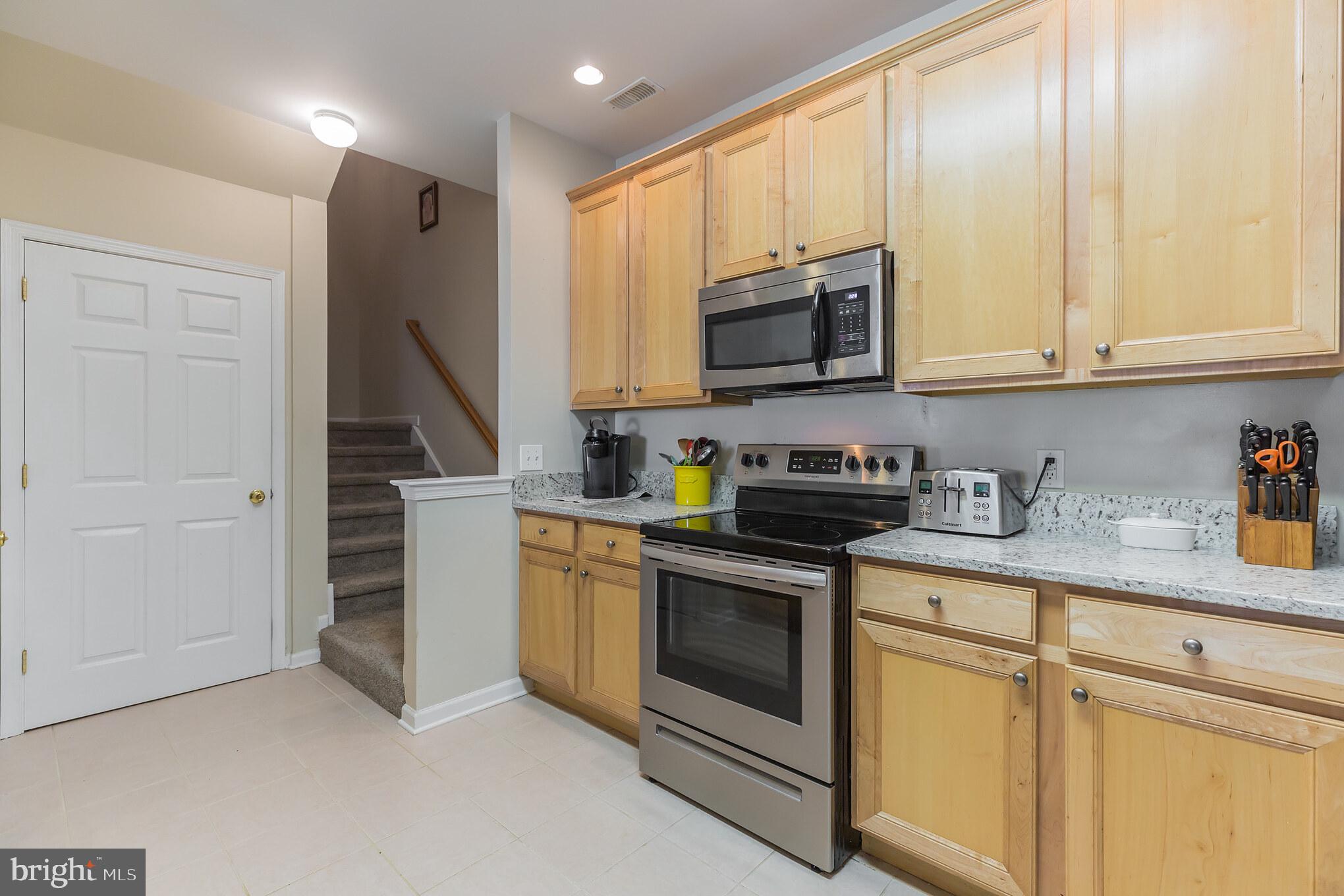 27 Charles Circle Riverside, NJ 08075 - Photo 11 of 31