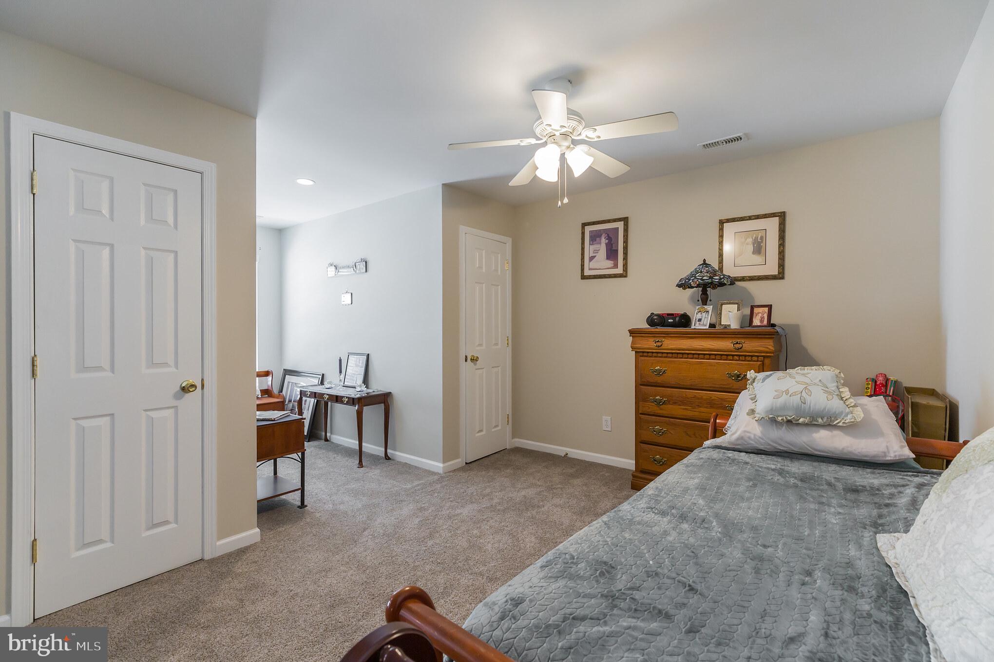 27 Charles Circle Riverside, NJ 08075 - Photo 23 of 31
