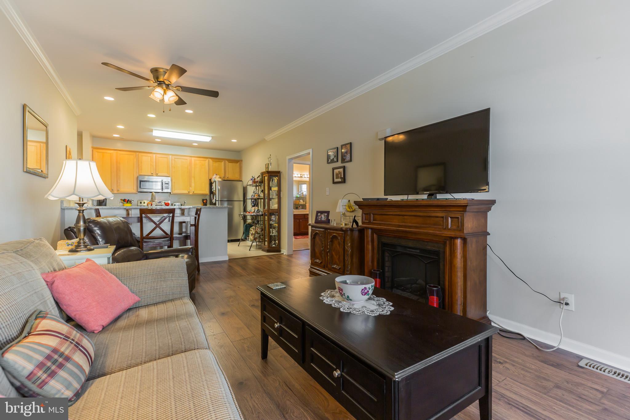 27 Charles Circle Riverside, NJ 08075 - Photo 6 of 31