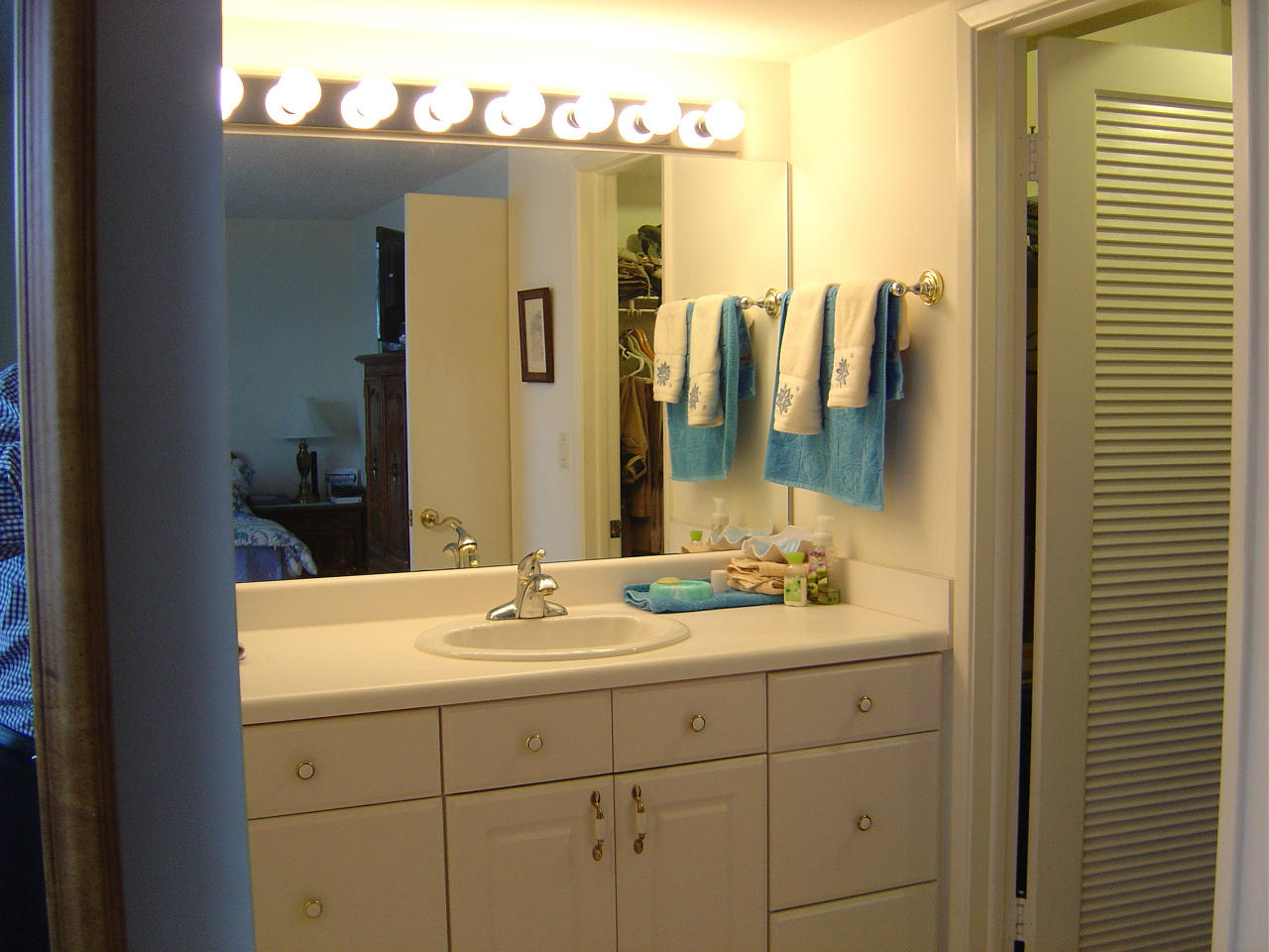 2255 Lindell Boulevard, Unit 4502 Delray Beach, FL 33444 - Photo 12 of 17 master bath vanity